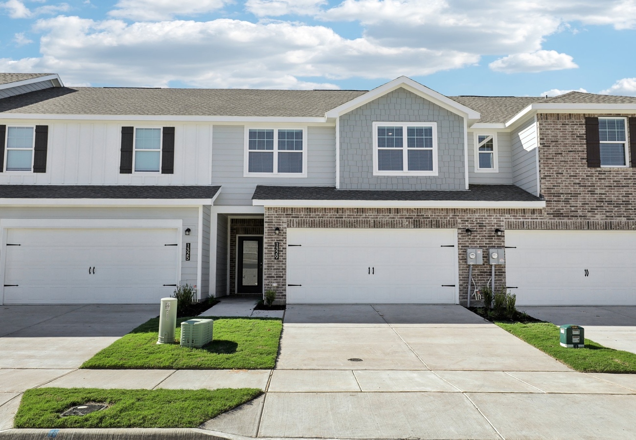 Broadmoor Village Home Community