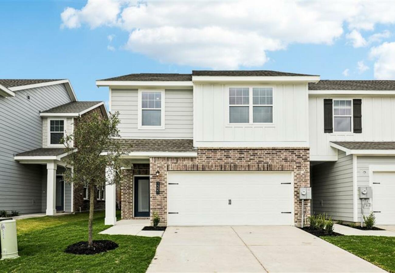 Broadmoor Village Home Community