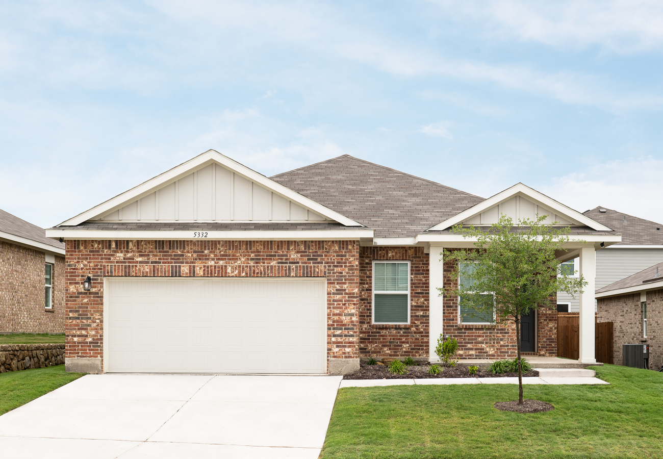 Cattleman's Crossing Home Community