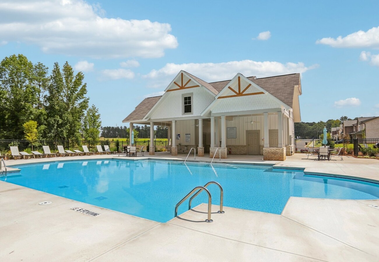 Kendall Grove Home Community