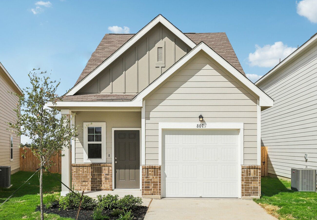 Sutton Farms Home Community