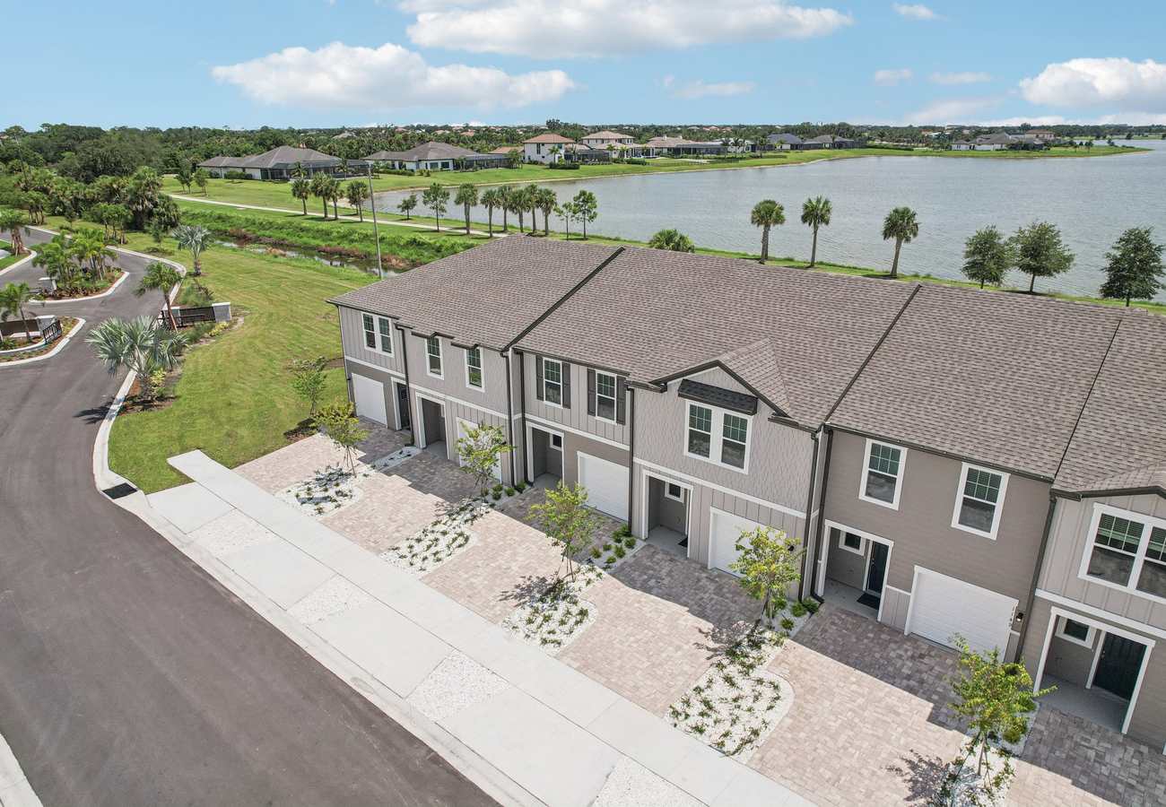 Catamaran Cove Home Community