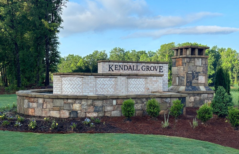Kendall Grove Home Community